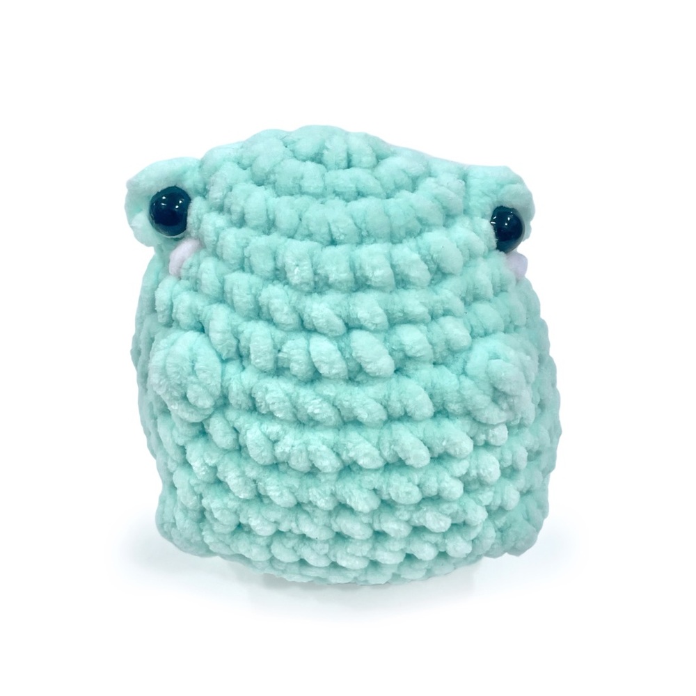 Amigurumi Kawaii Cheeky Frog Hand/Homemade Plushie in Seafoam Green